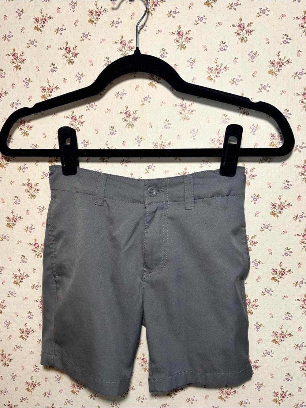 Class Club ~ Boys size 8